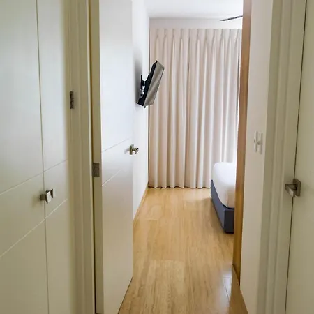 Aparthotel Amira 3*