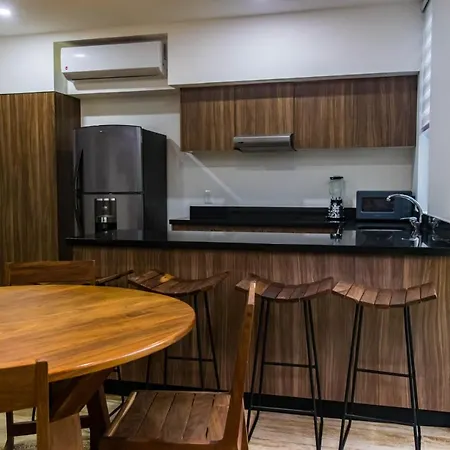Aparthotel Amira