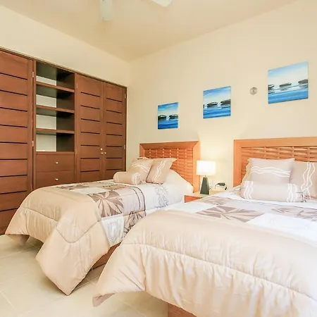 Complex With An Alluring Pool & Tropical Vibes By Stella Rentals! *