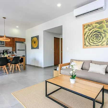 Complex With An Alluring Pool & Tropical Vibes By Stella Rentals!