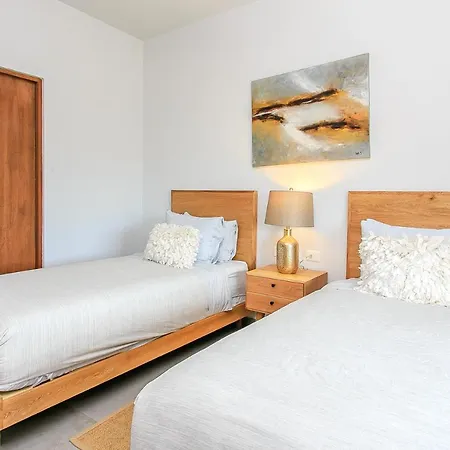 Apartamento Complex With An Alluring Pool & Tropical Vibes By Stella Rentals!