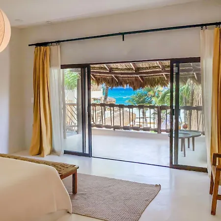 Dune Boutique Located At The Party Zone (adults Only) Hotel Tulum