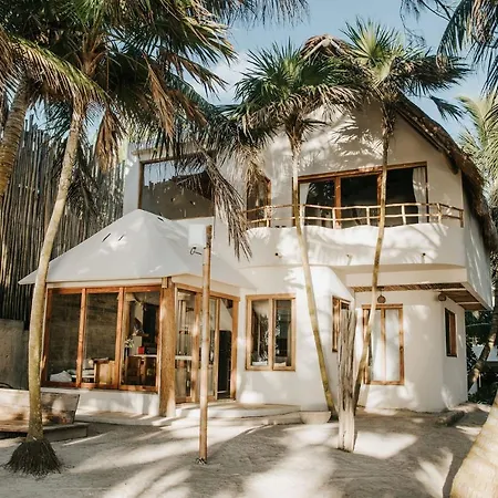Zorba Homes * Tulum