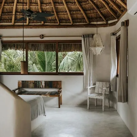 Zorba Homes * Tulum