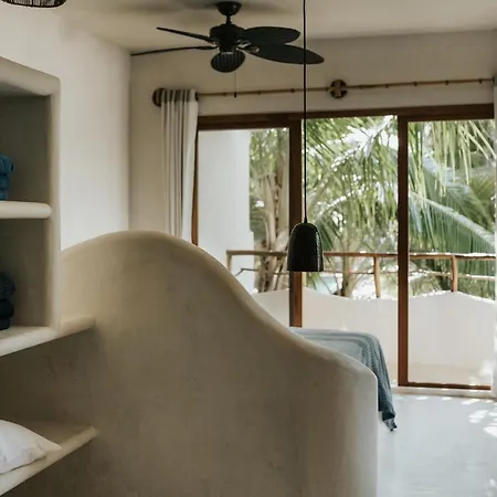 Zorba Homes * Tulum