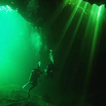 Yaxchen & Cenote Lodge *