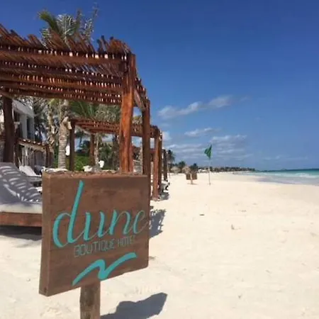 Dune Boutique Located At The Party Zone (adults Only) Hotel