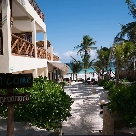 Dune Boutique Located At The Party Zone (adults Only) Hotel