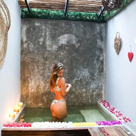 Hotel Little Gem La Veleta Tulum
