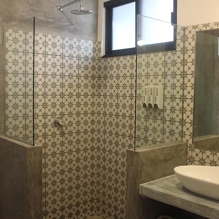 Little Gem La Veleta Hotel