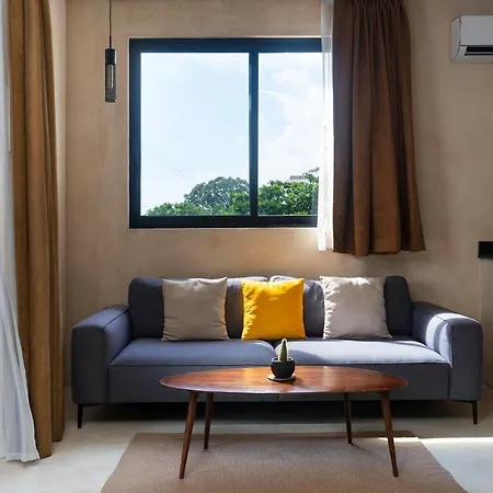 Ujo Boutique Aparthotel