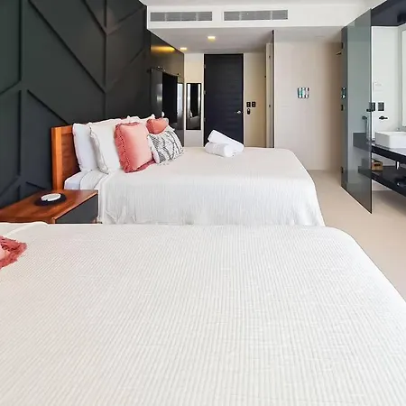 Villa Blanca Incredible 2br Villa/private Pool *