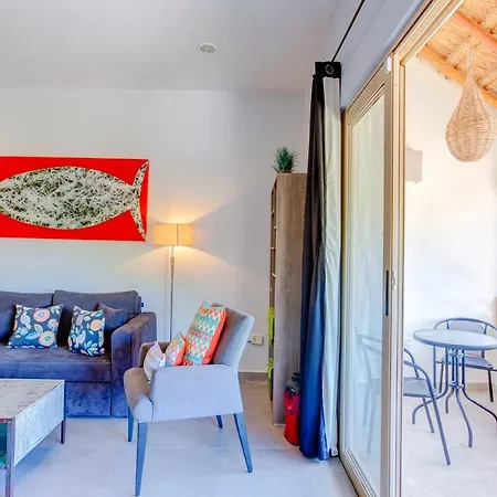 Complex With An Alluring Pool & Tropical Vibes By Stella Rentals! Apartamento *