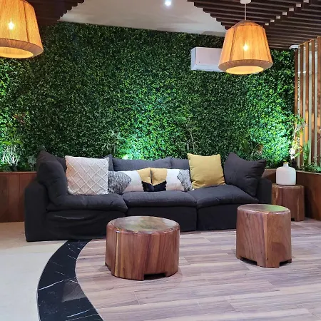 Menesse Luxury By Baitna