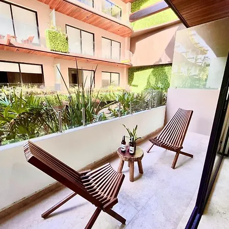 Menesse Studio Just A Few Steps Away Main St Apartment