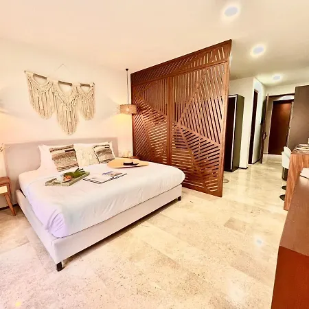Menesse Studio Just A Few Steps Away Main St Apartment