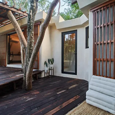 Exclusive & Private In With An Authentic Design, Private Patio, Swimming Pool & Hammocks *