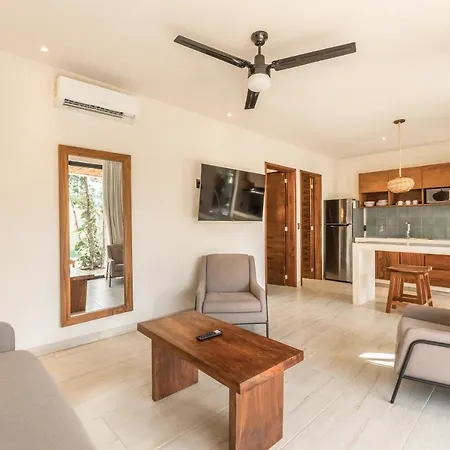 Cozy 1br Condo, 15 Min To * Tulum