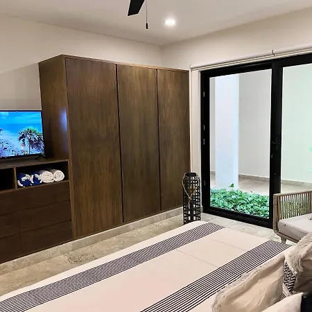 Maranay Apartment *