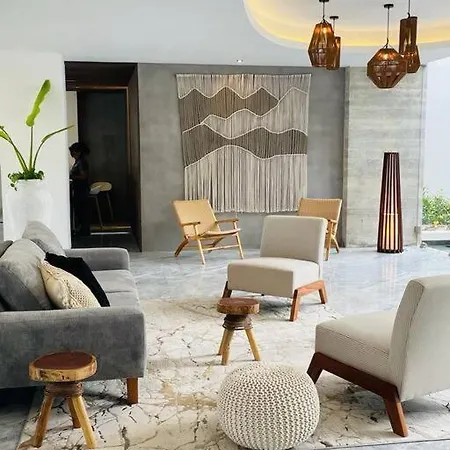 Cozy Studio With Pool Apartment *