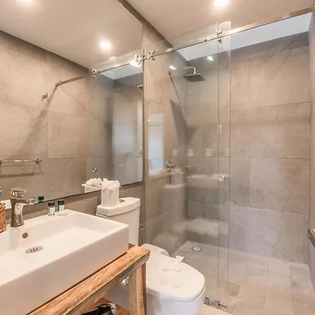 Ph Rooftop W/private Hot Tub Apartment *