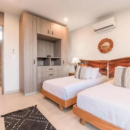 Apartment Ph Rooftop W/private Hot Tub *