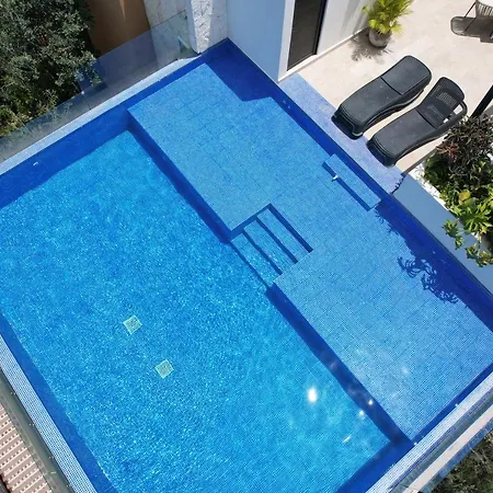 Maranay Apartment