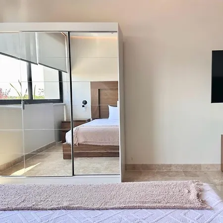 Apartment Aldeazama By Andiani Travel *