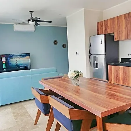 Spacious 3 Bed Penthouse With Rooftop And Gym Tulum