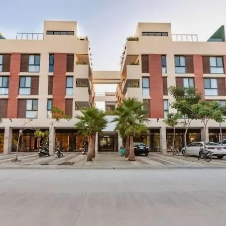 Apartment Spacious 3 Bed Penthouse With Rooftop And Gym