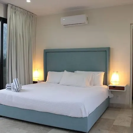 Spacious 3 Bed Penthouse With Rooftop And Gym Apartment *