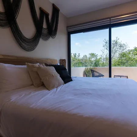 Luxury & Modern In Amenities By Yeah Apartment