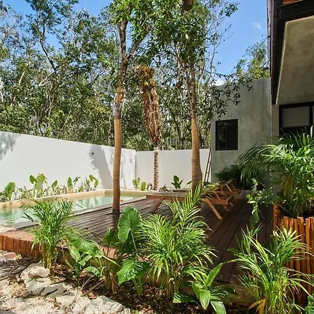 Surenna Casa Atreyu Secluded Private Jungle W/ Pool Villa