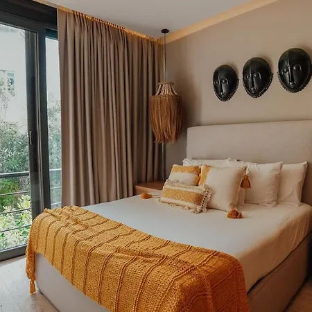 Exclusive And Stunning 3 Bd Jungle View Flat In Apartment *