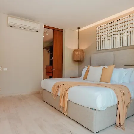 Exclusive And Stunning 3 Bd Jungle View Flat In *