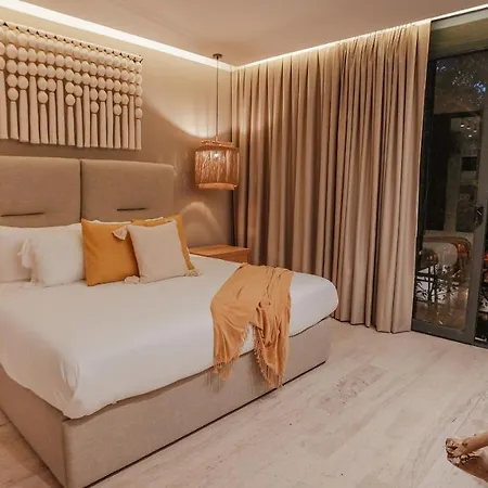 Exclusive And Stunning 3 Bd Jungle View Flat In *