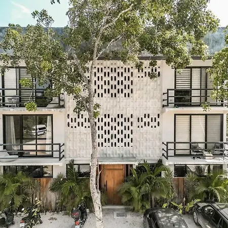 Bliss: Rooftop Pool & View Apartment *