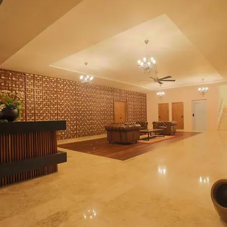 New Beautiful Good Luck Department Pool Roof Apartment