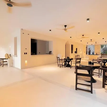 Luxury Art Studio In Apartment *