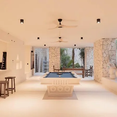Apartment Luxury Art Studio In