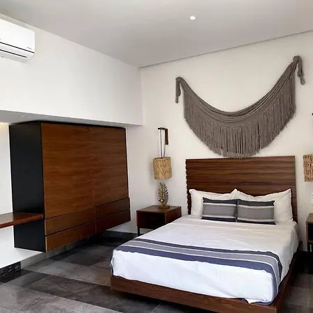Iik A Luxury Apartment