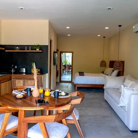 Xamira Luxury Hotel