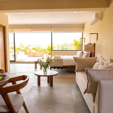 Xamira Luxury Hotel