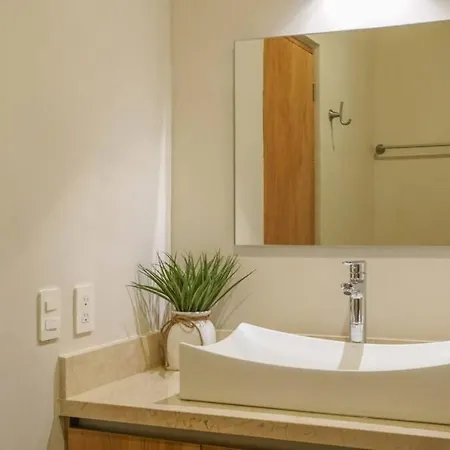 Apartment Oasis De Madera En Con Jacuzzi En El Techo
