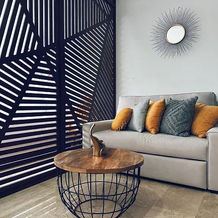Alterhome Scape Apartment *