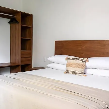 Fabulous Villa At Exclusive Gated Community La Privada Aldea Zama, 6 Bedroom Private Pool & Concierge Service Tulum