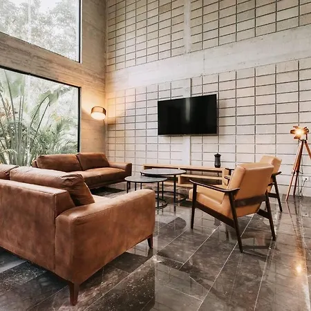 Itzayana: Luxury 5-bedroom With Private Pool In Tulum's Gated La Privada Villa *