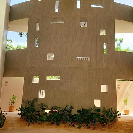 Ango By Zen Aparthotel
