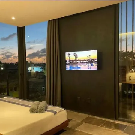 Exceptional Penthouse In Centro With Views! Apartment Tulum