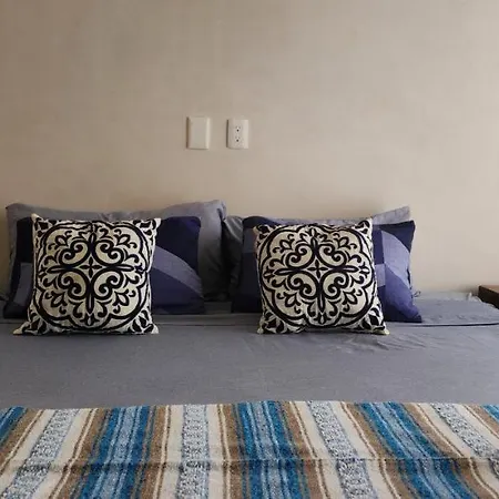 Kin House Downtown Apartment *
